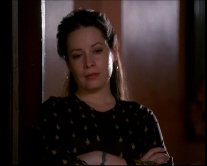 Charmed-Online-dot-616TheCourtshipOfWyattsFather2163.jpg