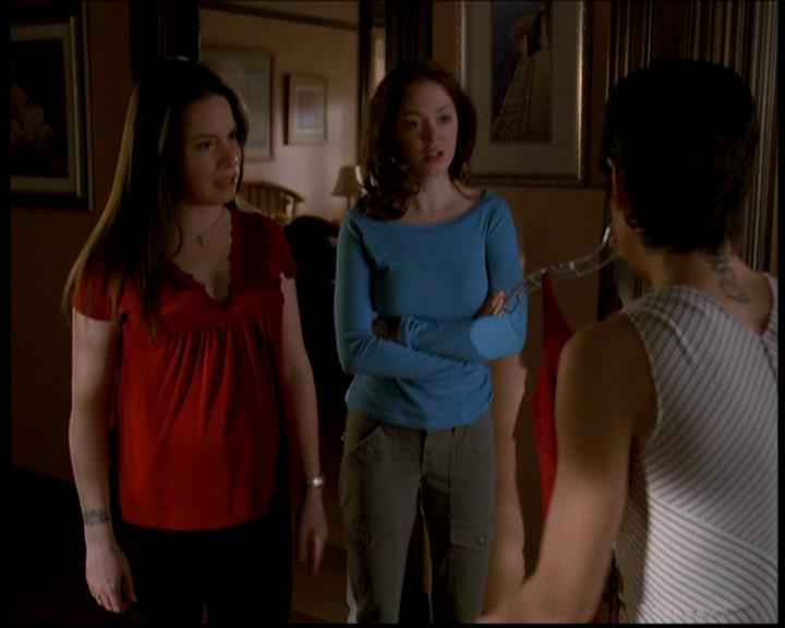 Charmed-Online-dot-617HydeSchoolReunion0075.jpg
