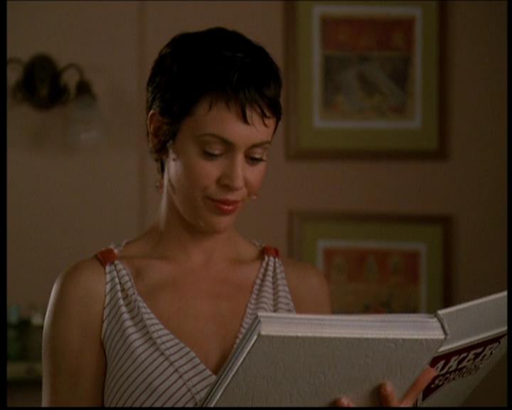 Charmed-Online-dot-617HydeSchoolReunion0175.jpg Charmed-Online-dot-617HydeSchoolReunion0175.jpg