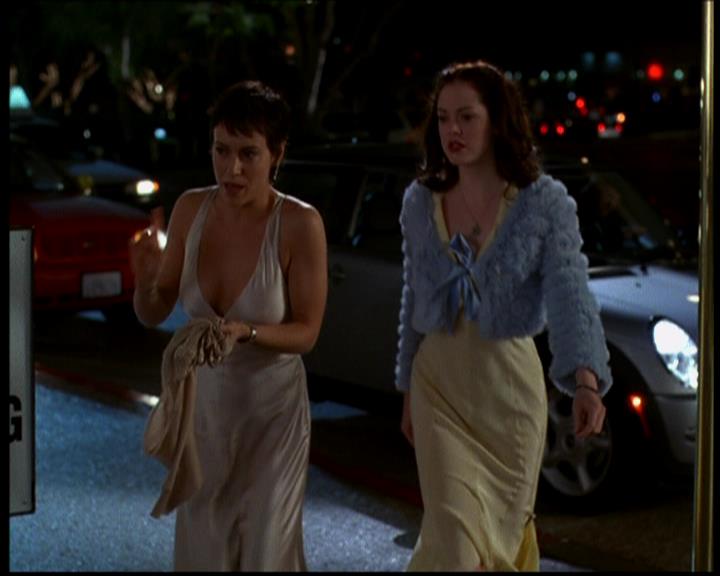 Charmed-Online-dot-617HydeSchoolReunion0375.jpg Charmed-Online-dot-617HydeSchoolReunion0375.jpg