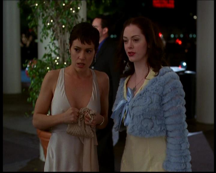 Charmed-Online-dot-617HydeSchoolReunion0392.jpg Charmed-Online-dot-617HydeSchoolReunion0392.jpg