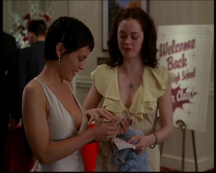 Charmed-Online-dot-617HydeSchoolReunion0443.jpg