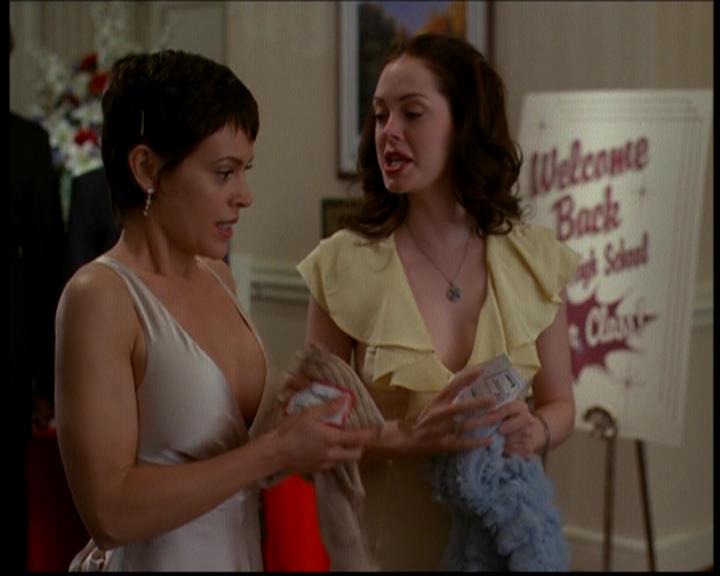 Charmed-Online-dot-617HydeSchoolReunion0445.jpg