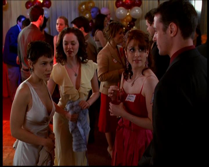 Charmed-Online-dot-617HydeSchoolReunion0536.jpg