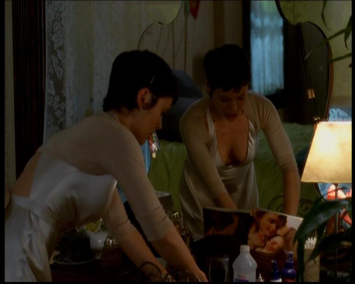 Charmed-Online-dot-617HydeSchoolReunion0793.jpg Charmed-Online-dot-617HydeSchoolReunion0793.jpg