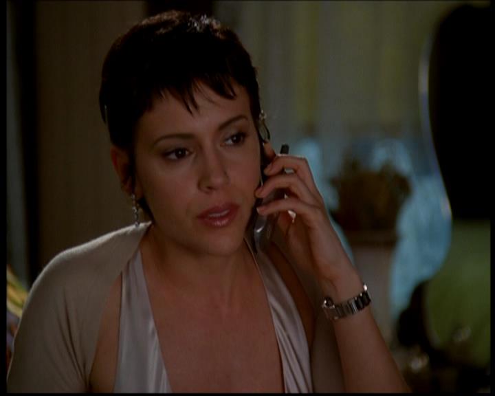 Charmed-Online-dot-617HydeSchoolReunion0825.jpg