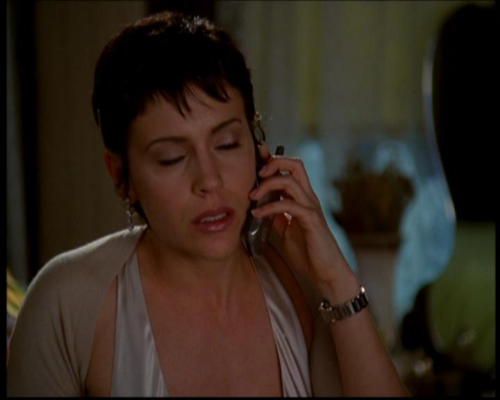 Charmed-Online-dot-617HydeSchoolReunion0826.jpg