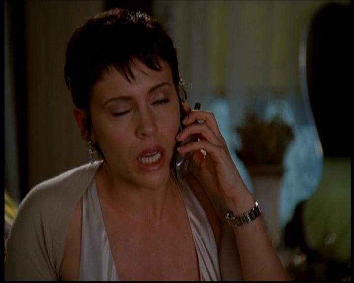 Charmed-Online-dot-617HydeSchoolReunion0827.jpg