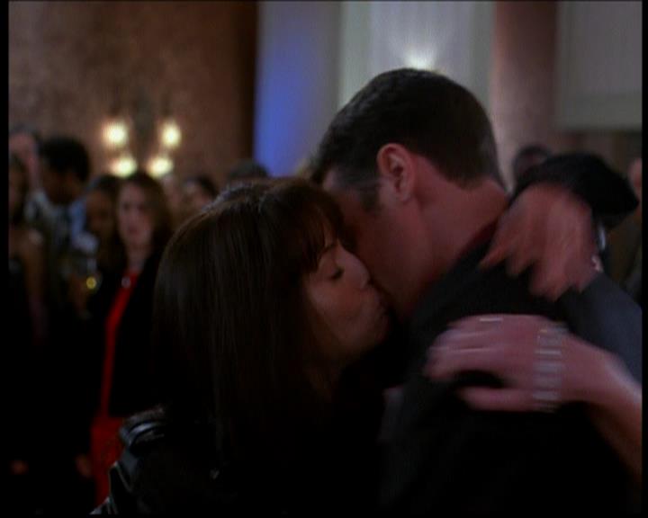 Charmed-Online-dot-617HydeSchoolReunion0949.jpg