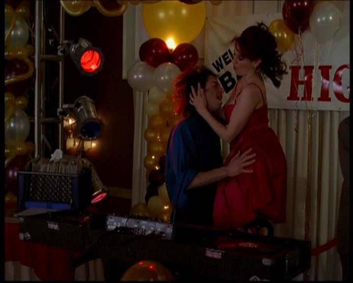 Charmed-Online-dot-617HydeSchoolReunion1034.jpg