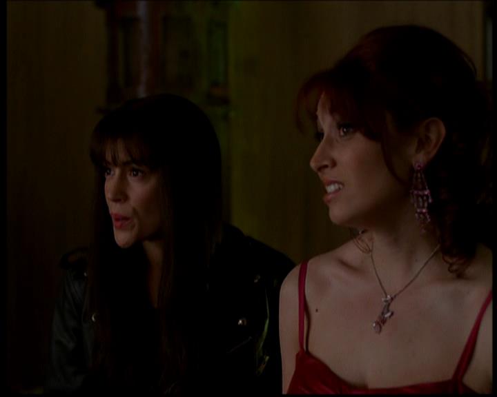 Charmed-Online-dot-617HydeSchoolReunion1575.jpg