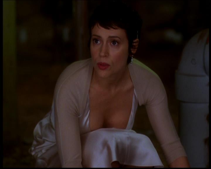 Charmed-Online-dot-617HydeSchoolReunion1851.jpg