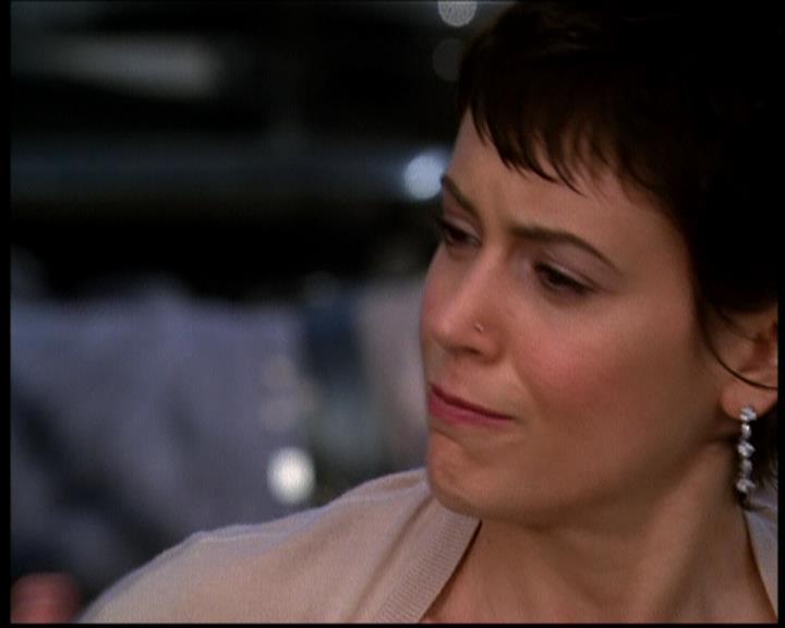 Charmed-Online-dot-617HydeSchoolReunion2057.jpg Charmed-Online-dot-617HydeSchoolReunion2057.jpg