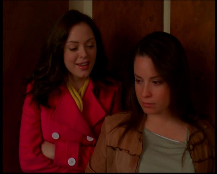 Charmed-Online-dot-618SpinCity0103.jpg