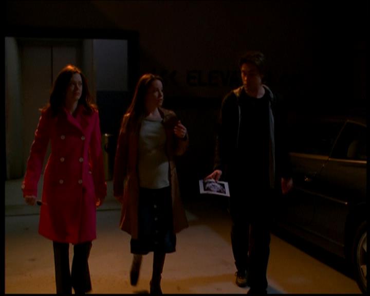 Charmed-Online-dot-618SpinCity0147.jpg