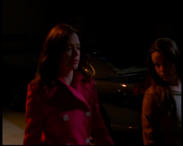 Charmed-Online-dot-618SpinCity0150.jpg