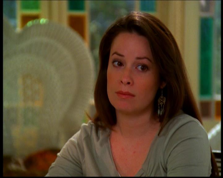 Charmed-Online-dot-618SpinCity0353.jpg