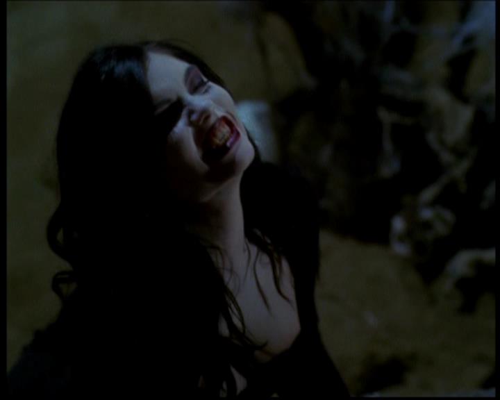 Charmed-Online-dot-618SpinCity0482.jpg
