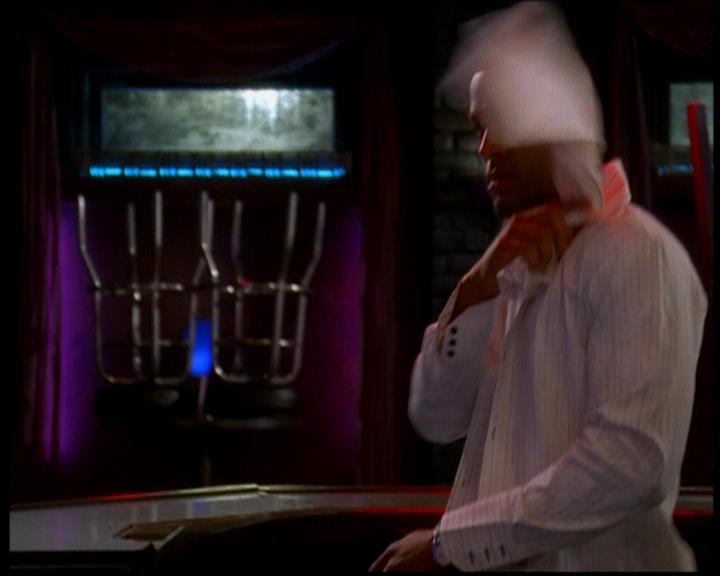 Charmed-Online-dot-618SpinCity0735.jpg