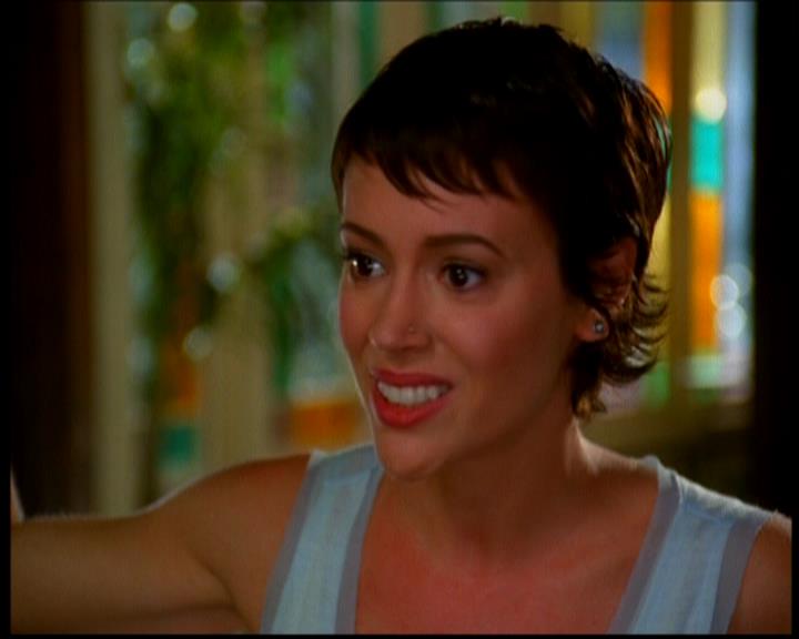 Charmed-Online-dot-618SpinCity0877.jpg