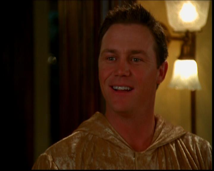 Charmed-Online-dot-618SpinCity1026.jpg