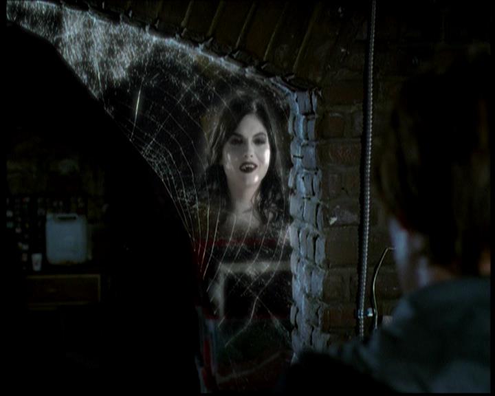 Charmed-Online-dot-618SpinCity1246.jpg