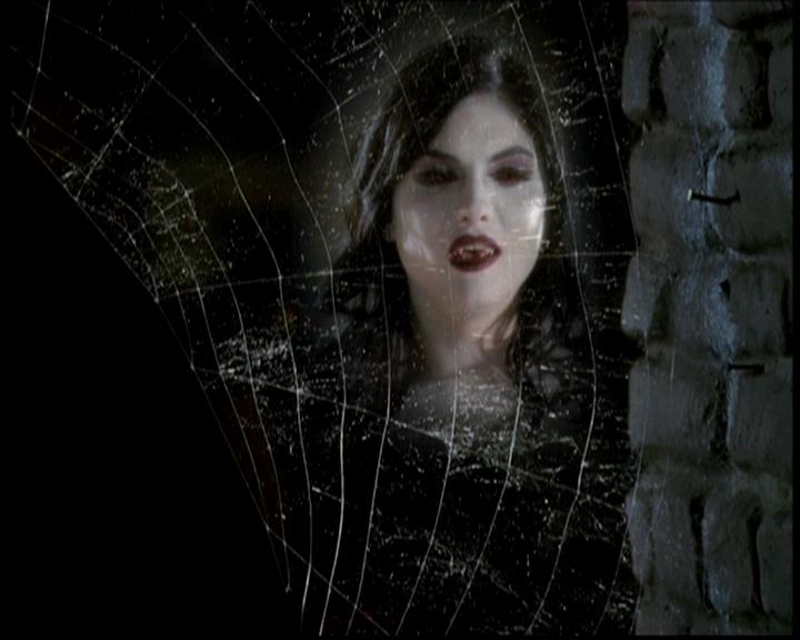 Charmed-Online-dot-618SpinCity1260.jpg