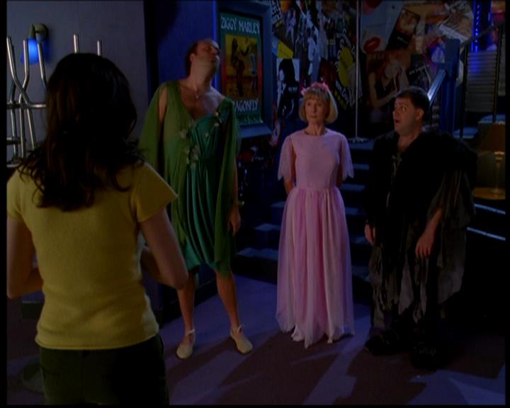 Charmed-Online-dot-618SpinCity1326.jpg
