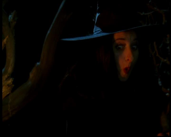 Charmed-Online-dot-618SpinCity1346.jpg