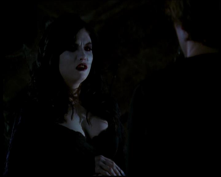 Charmed-Online-dot-618SpinCity1645.jpg