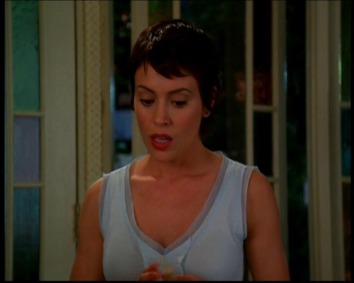 Charmed-Online-dot-618SpinCity1725.jpg