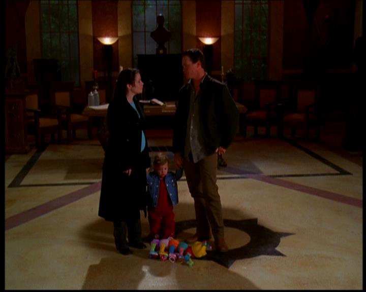 Charmed-Online-dot-618SpinCity2078.jpg
