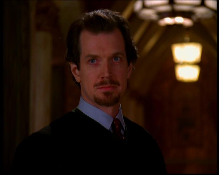 Charmed-Online-dot-618SpinCity2147.jpg