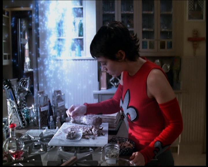 Charmed-Online-dot-619CrimesAndWitchDemeanors0237.jpg Charmed-Online-dot-619CrimesAndWitchDemeanors0237.jpg