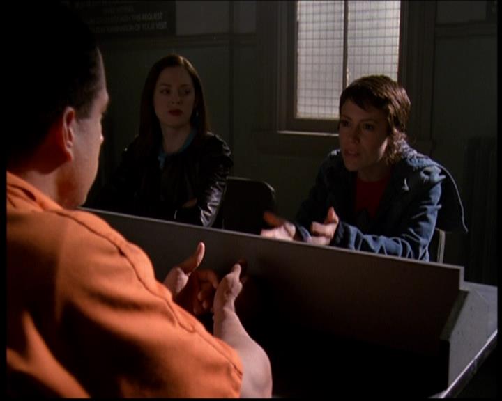 Charmed-Online-dot-619CrimesAndWitchDemeanors0318.jpg