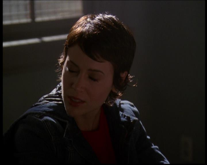 Charmed-Online-dot-619CrimesAndWitchDemeanors0345.jpg