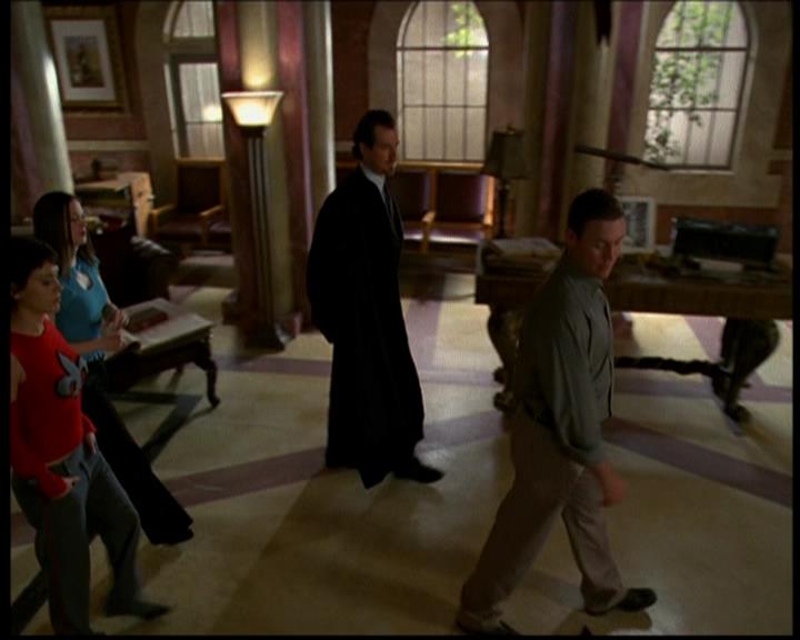 Charmed-Online-dot-619CrimesAndWitchDemeanors0530.jpg