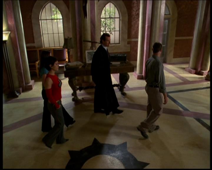 Charmed-Online-dot-619CrimesAndWitchDemeanors0532.jpg