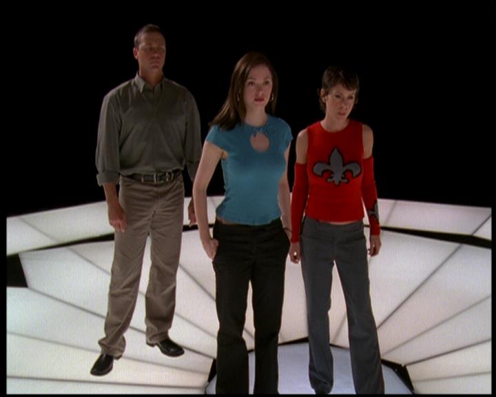 Charmed-Online-dot-619CrimesAndWitchDemeanors0600.jpg