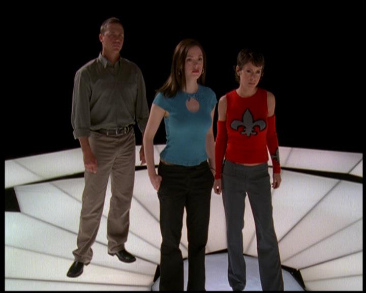 Charmed-Online-dot-619CrimesAndWitchDemeanors0602.jpg