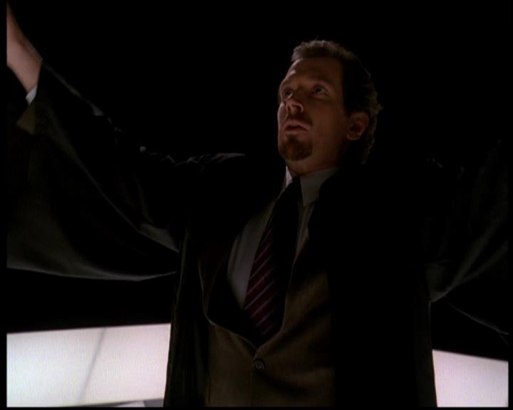 Charmed-Online-dot-619CrimesAndWitchDemeanors0616.jpg