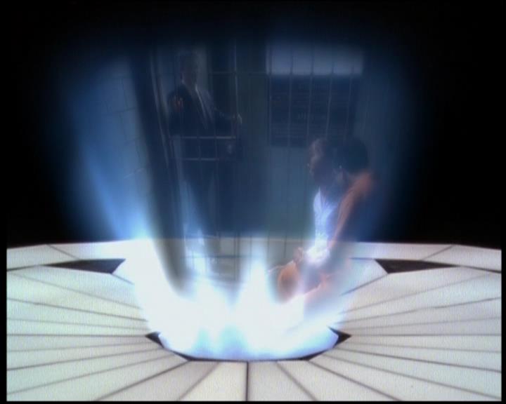 Charmed-Online-dot-619CrimesAndWitchDemeanors0746.jpg