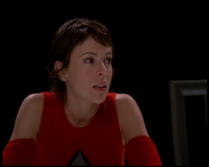 Charmed-Online-dot-619CrimesAndWitchDemeanors0792.jpg