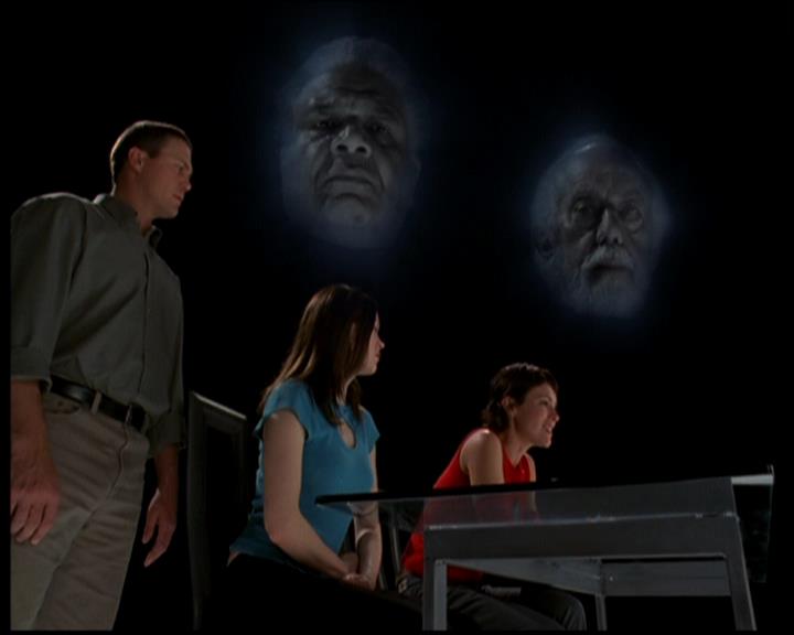 Charmed-Online-dot-619CrimesAndWitchDemeanors0798.jpg
