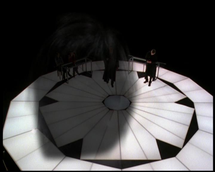 Charmed-Online-dot-619CrimesAndWitchDemeanors0940.jpg