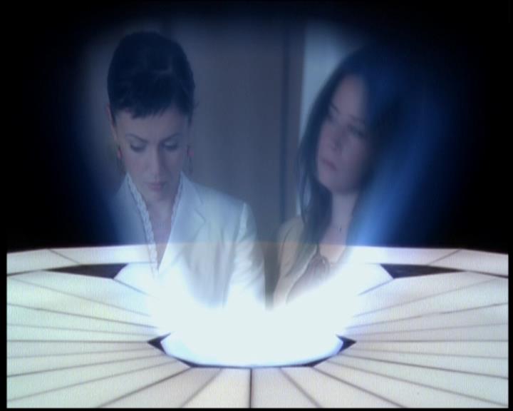 Charmed-Online-dot-619CrimesAndWitchDemeanors0973.jpg