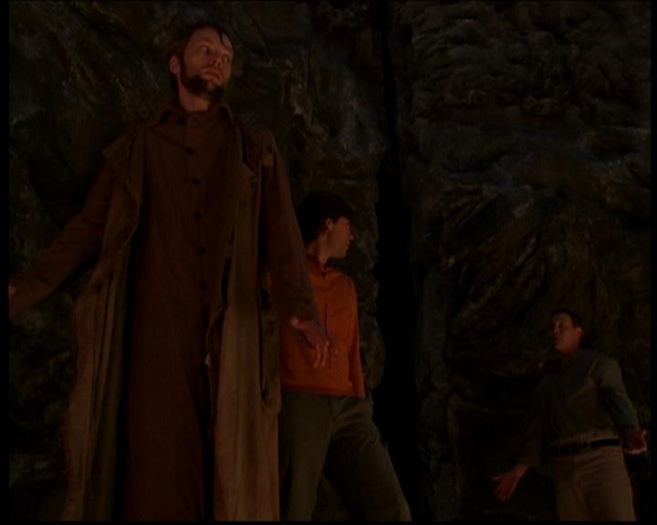 Charmed-Online-dot-619CrimesAndWitchDemeanors1162.jpg