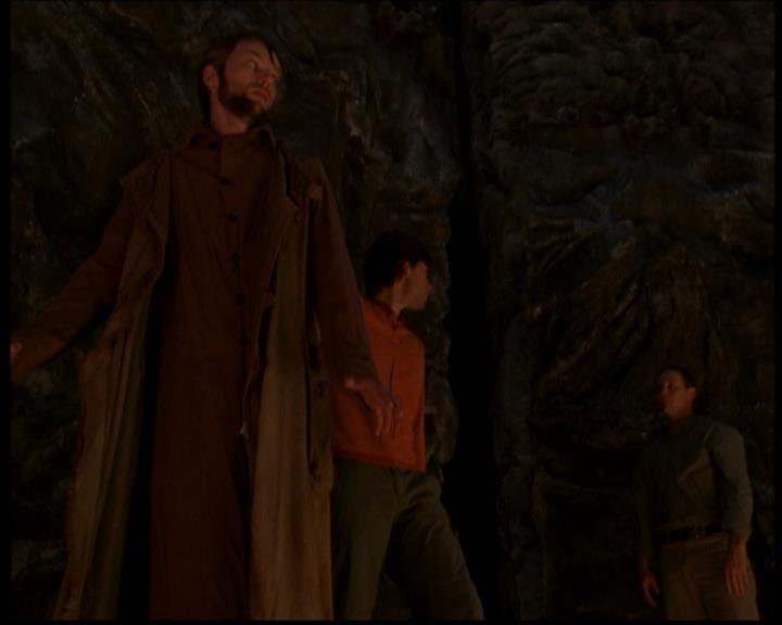 Charmed-Online-dot-619CrimesAndWitchDemeanors1163.jpg