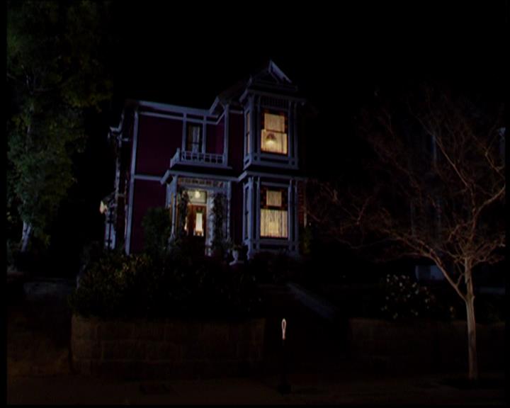 Charmed-Online-dot-619CrimesAndWitchDemeanors1453.jpg