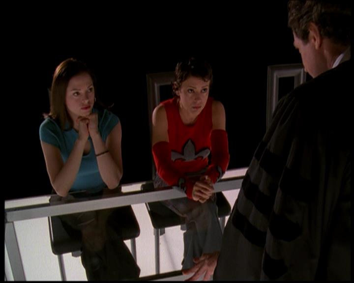 Charmed-Online-dot-619CrimesAndWitchDemeanors1508.jpg